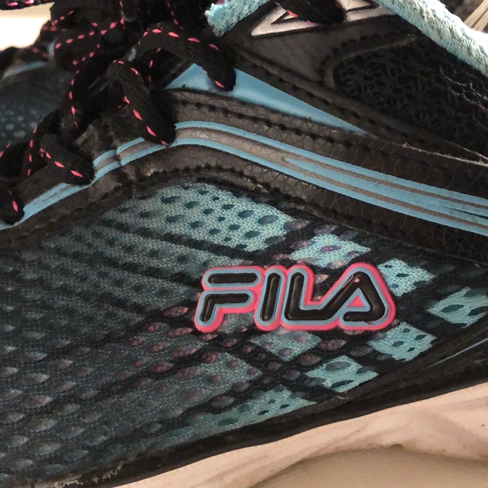 FILA women’s coolmax memory foam athletic shoe